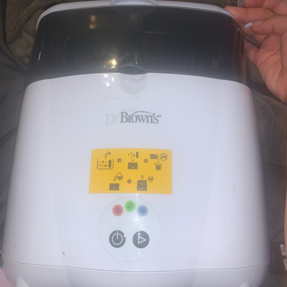 Dr Browns Deluxe Electric Baby Bottle Sterilizer